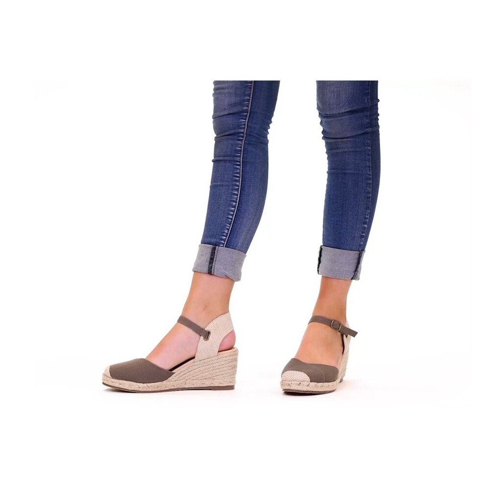 Journee Collection Ashlyn Gray Espadrille Wedge Sandal Size 10M NEW